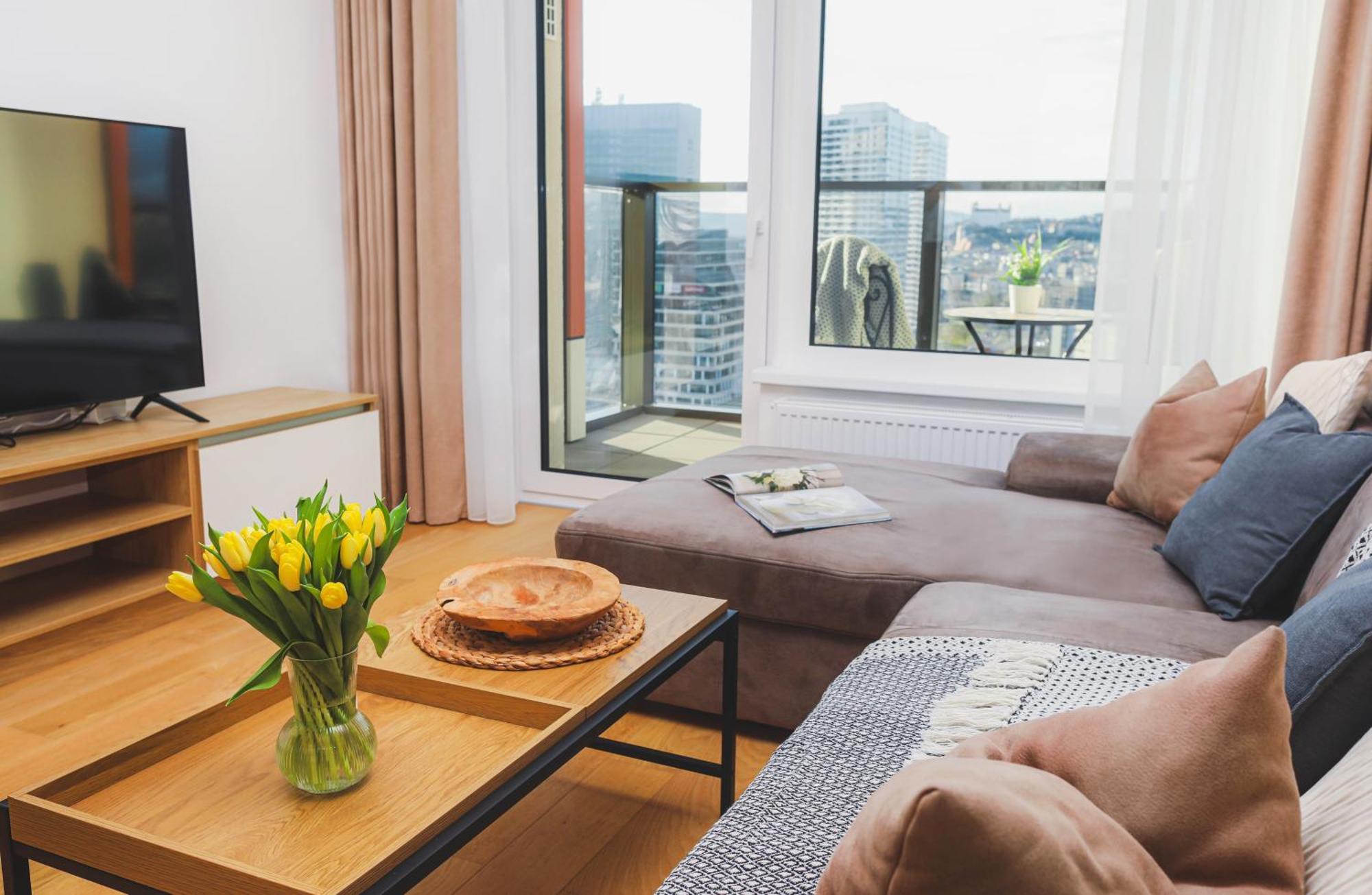 Sag 20Th Floor Klingerka Residence Castle View Free Parking Free Wifi Bratislava Exterior foto